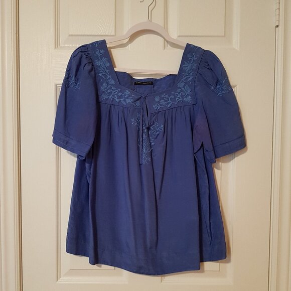 Banana Republic Women's Swing Embroidered Top ~ Size XL ~ Blue ~ GUC ~ - Picture 1 of 4